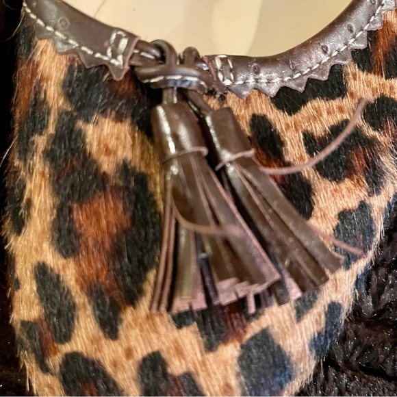 Circa Joan & David Leopard Calf Skin Pump - Picture 9 of 12